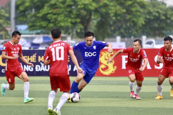 bóng đá 7 người